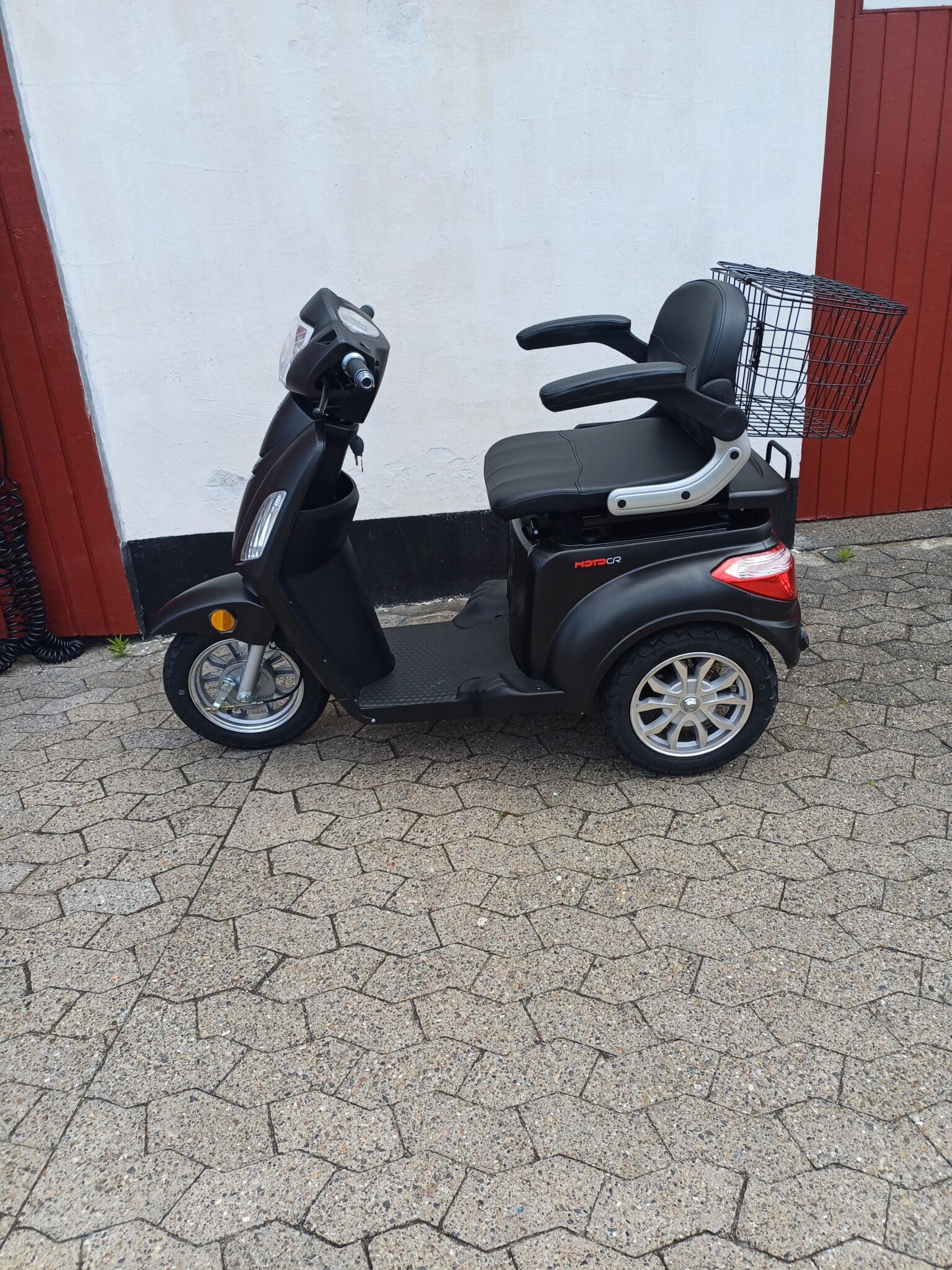 MOTO CR 1 af 3